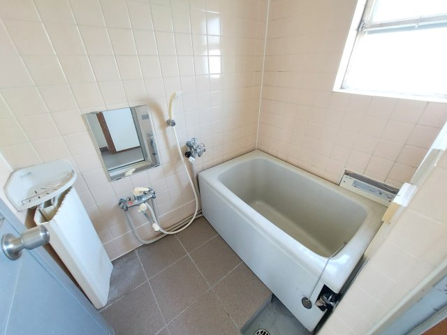 公団狭山住宅11号棟の浴室