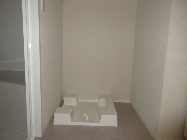 グリシーヌ桜町の設備|室内洗濯機置き場