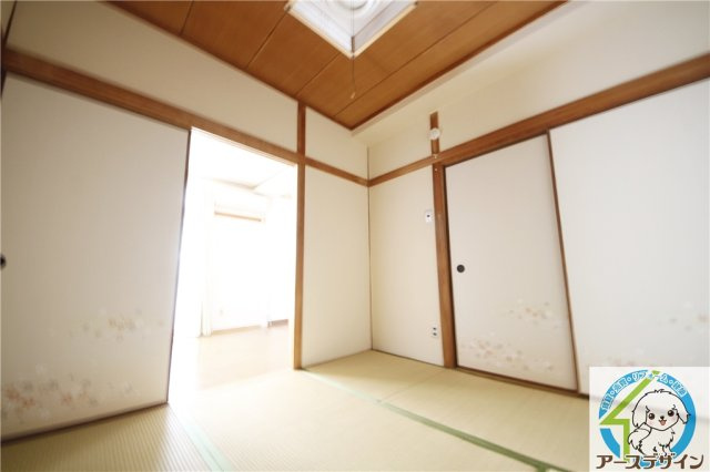 魚住コーポB棟の寝室