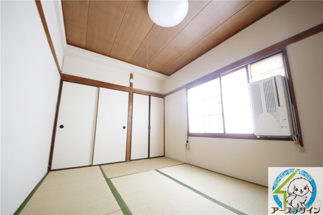 魚住コーポB棟の和室