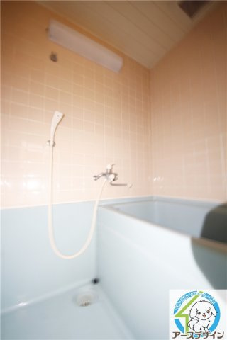 魚住コーポB棟の浴室