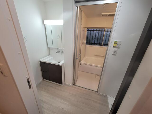 【独立洗面台】