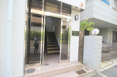 【エントランス】 | ファルーシュ曽根中里