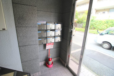 【ロビー】 | ファルーシュ曽根中里