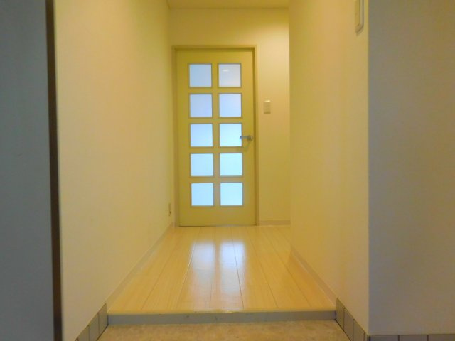 【玄関】 | サンウエスト西真上