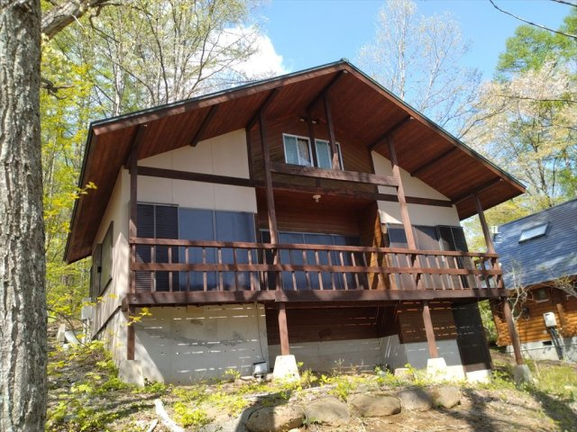 標高1100m以上の自然豊かな八ヶ岳山麓大泉別荘２DK（リフォーム）の外観