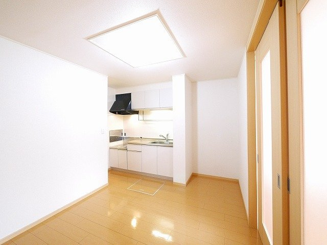 フォルシュの居間・リビング|ゆったり過ごせる居間です