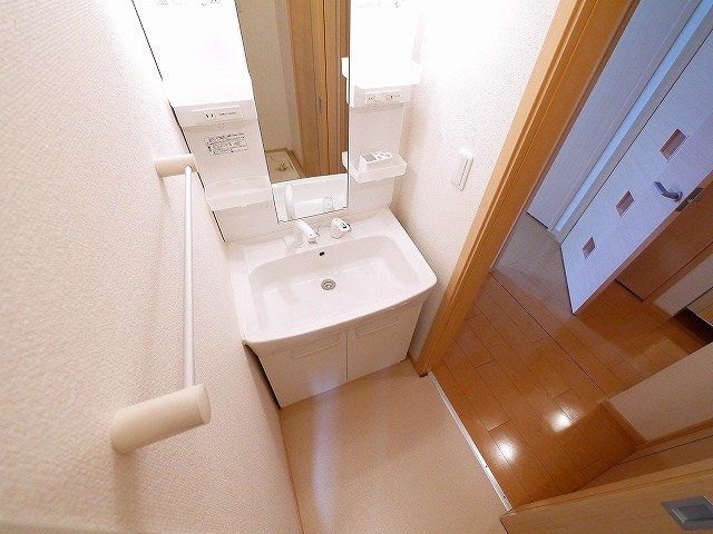 フォルシュの洗面所|独立洗面台で身支度をすべて済ませてしまいましょう