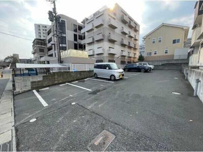 【駐車場】 | fleur  riziere 緑ヶ丘 | 【即日案内可能】現地待ち合わせでも対応可能です。お部屋を気に入って頂ければ、当社特別価格をご提示しますので是非ご検討下さい♪