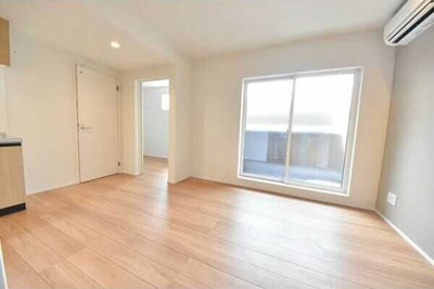 【居間・リビング】 | パルティーレ戸畑 | ◆不動産すまラボの新プラン◆入居時の費用負担が0円で入居可能♪お気軽にお尋ねください♪