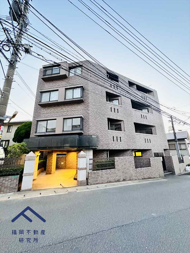 セラピー二日市の外観