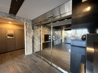 【エントランス】 | ヴェレーナシティ パレ・ド・シエル カルティエ2 | エントランス部分です。