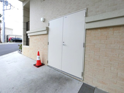 【その他共用部分】 | ヴェレーナシティ パレ・ド・シエル カルティエ2 | 敷地内ゴミ置き場です。