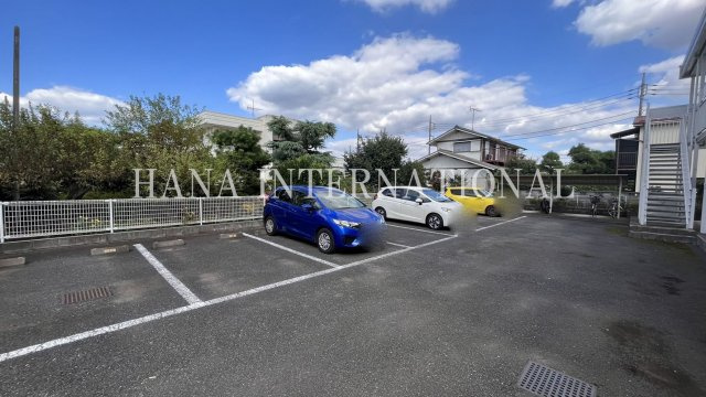 中里の駐車場