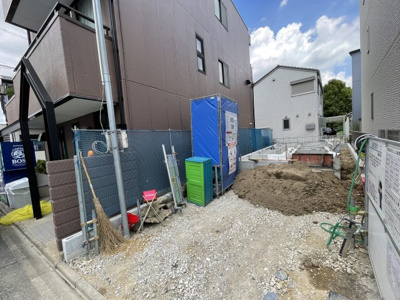 【外観】 | 昭和区吹上町112① 全1棟　＜仲介手数料無料＞吹上小・北山中　新築一戸建て | 撮影
社長の村田です！
自らプレイヤーとして営業しています
長年の経験と実績から皆様により良いマイホーム購入のご提案をいたします。
住宅ローンの不安や購入後の不安等何でもご相談ください。