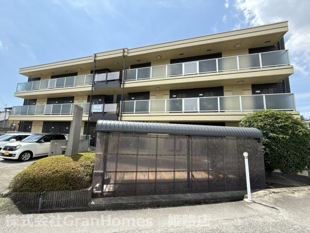 雅ガーデンハイツNの外観