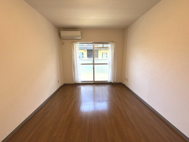 雅ガーデンハイツNの寝室