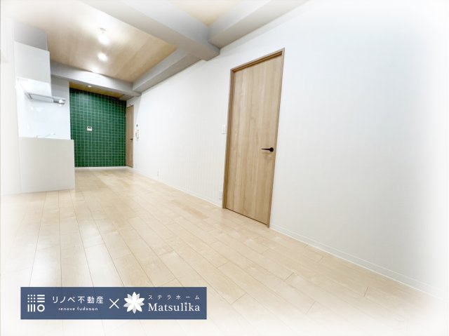 進和江坂アーバンライフの居間・リビング|ゆったりとした居間です