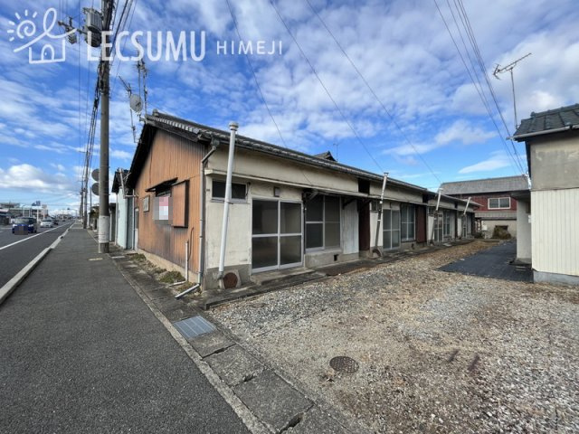 姫路市大津区新町1丁目／売土地の前面道路含む現地写真