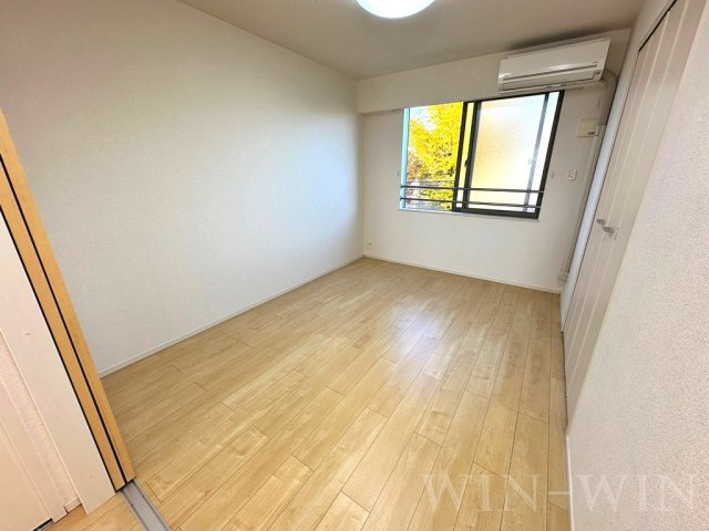 フレーズ東山の寝室