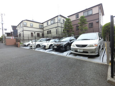 【駐車場】 | クレアヒルズ上星川東棟 | 駐車場です。