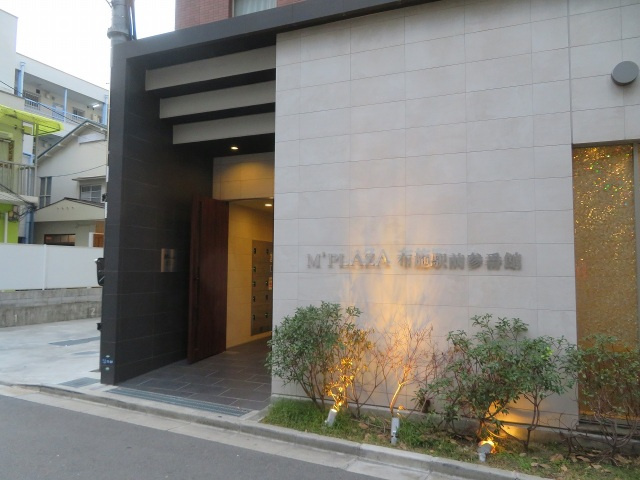 M'プラザ布施駅前参番館のエントランス
