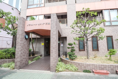 【エントランス】 | パラツィーナセシリア天満 | 周辺環境良好♪買物・生活至便なエリアです。