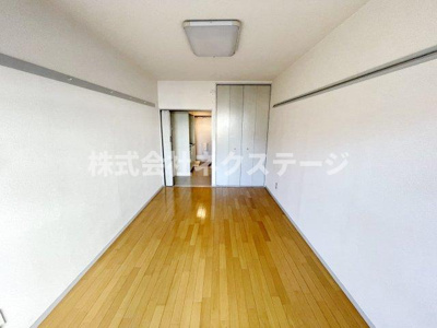 【洋室】 | メゾンド本厚木