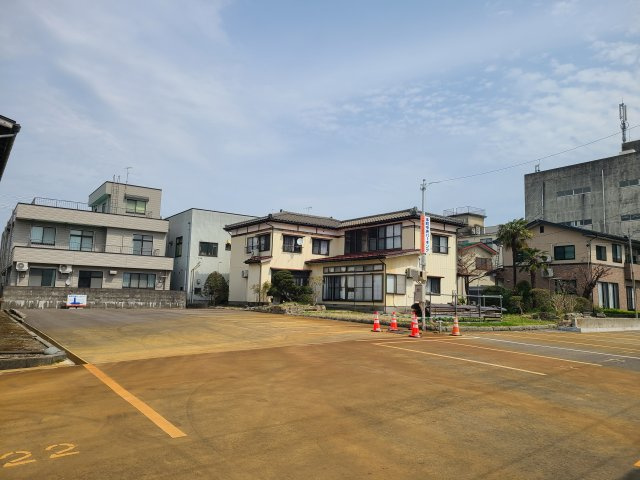 見附市本町２丁目の駐車場の外観パース