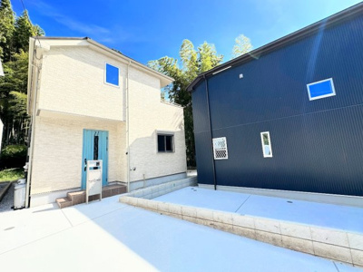 【外観】 | ◆◇金井町　新築戸建て◇◆ | ◆一戸建てを中心とした街並みが整然と続き、周辺は高い建物が建っていないので、緑の多い閑静な趣を感じる環境です。街並みや周辺環境も重要なポイントです！！