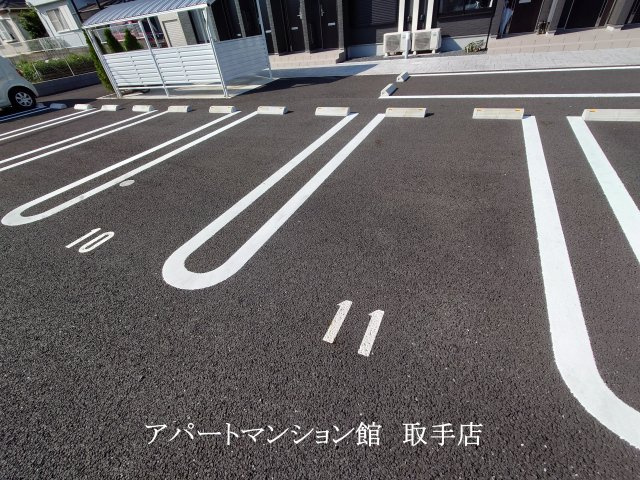 アンベリール・ヴィラⅡの駐車場