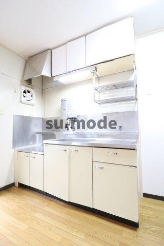 サン春日丘のキッチン