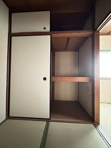 北別府貸家の収納