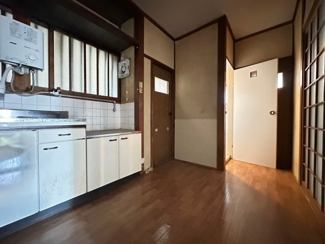 北別府貸家の居間・リビング