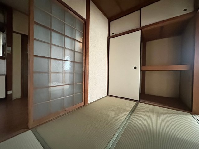 北別府貸家の寝室