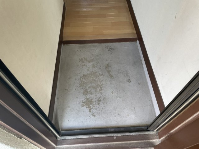 クレメアA棟の玄関