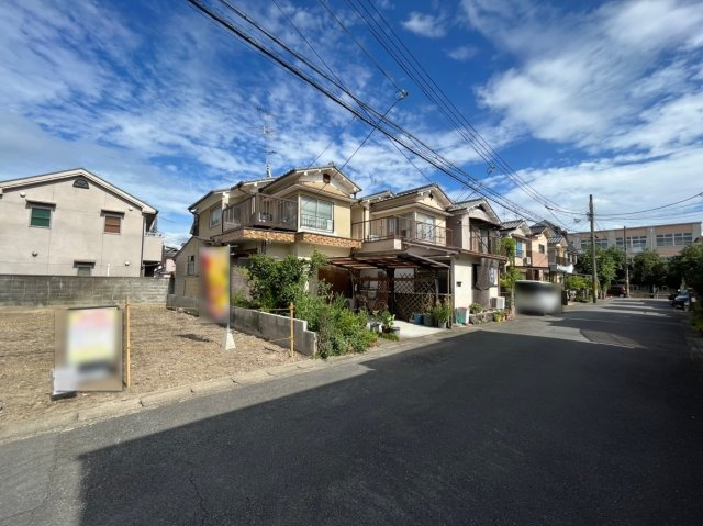 上桂森上町　の前面道路含む現地写真