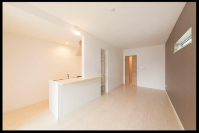 【洋室】 | L・コスモ井尻 | 別号室の写真になります。現況優先。