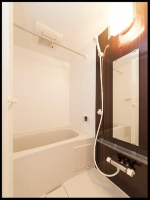 【シャワールーム】 | L・コスモ井尻 | 別号室の写真になります。現況優先。