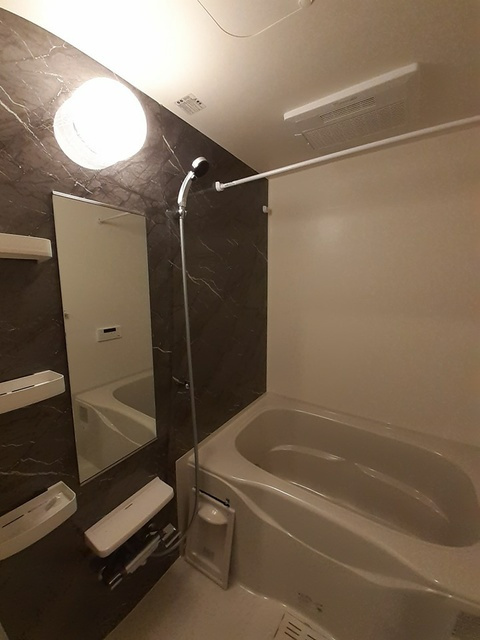 ドゥー・メゾン大網白里Ⅰの浴室