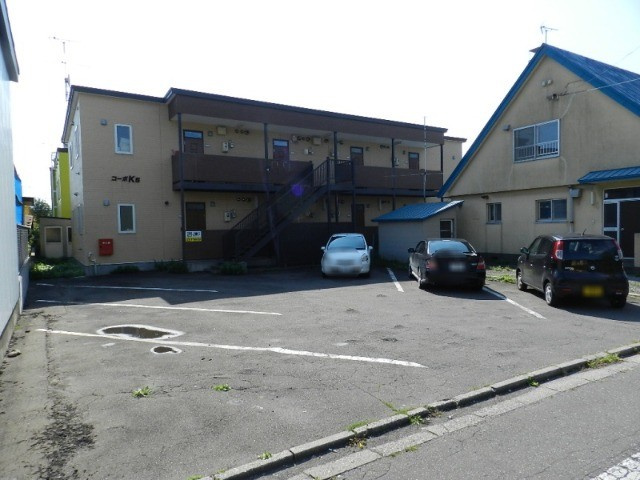 コーポＫ５の駐車場