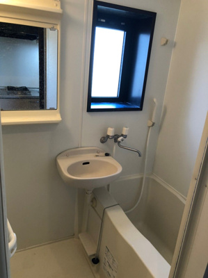 【浴室】 | エルピス高宮駅前 | 別号室の写真になります。現況優先。