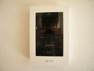 【セキュリティ】 | SOLANA（ソラナ） | 訪問者の確認ができるTVドアホン付きです♪