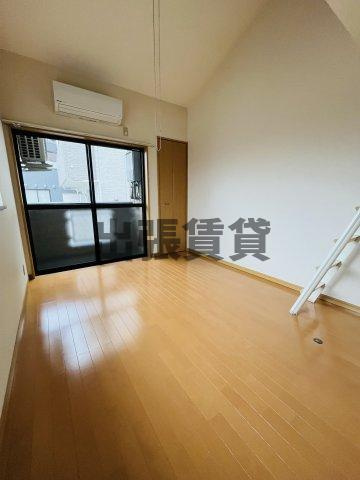 仲介手数料0円！アソシア堀田の居間・リビング