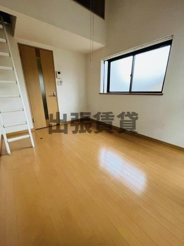 仲介手数料0円！アソシア堀田の居間・リビング