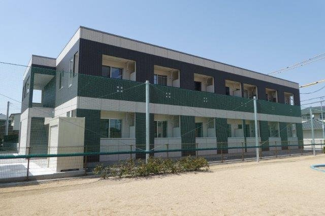 総社市三輪のアパートの外観