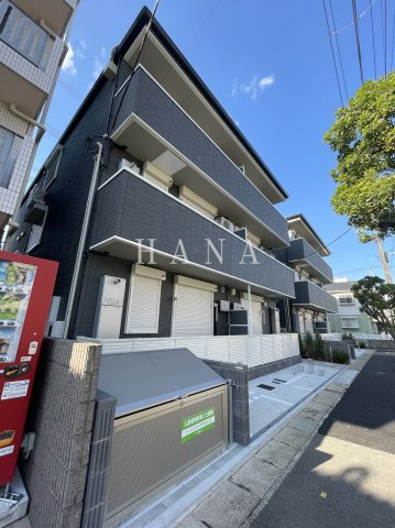 ディーコンフォールの外観