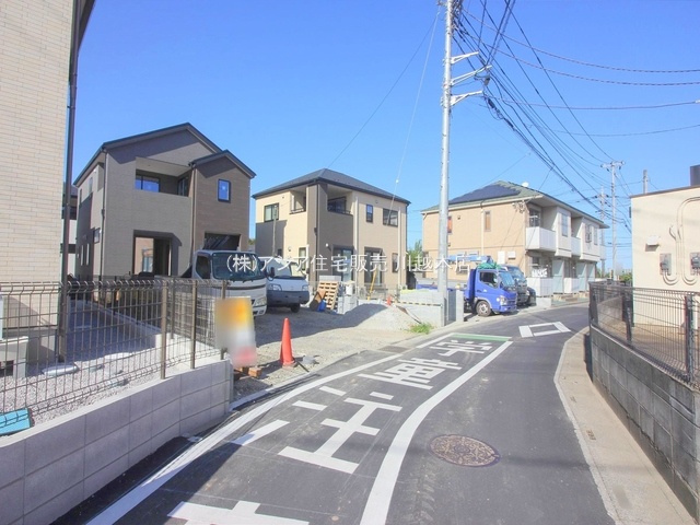 川越大袋新田第4　新築戸建の前面道路含む現地写真|南側4.0ｍ公道