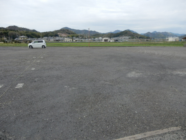サンワプラザ福崎Ⅰの駐車場