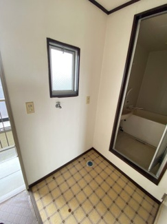 【設備】 | サンハイム | 洗濯機置き場です。